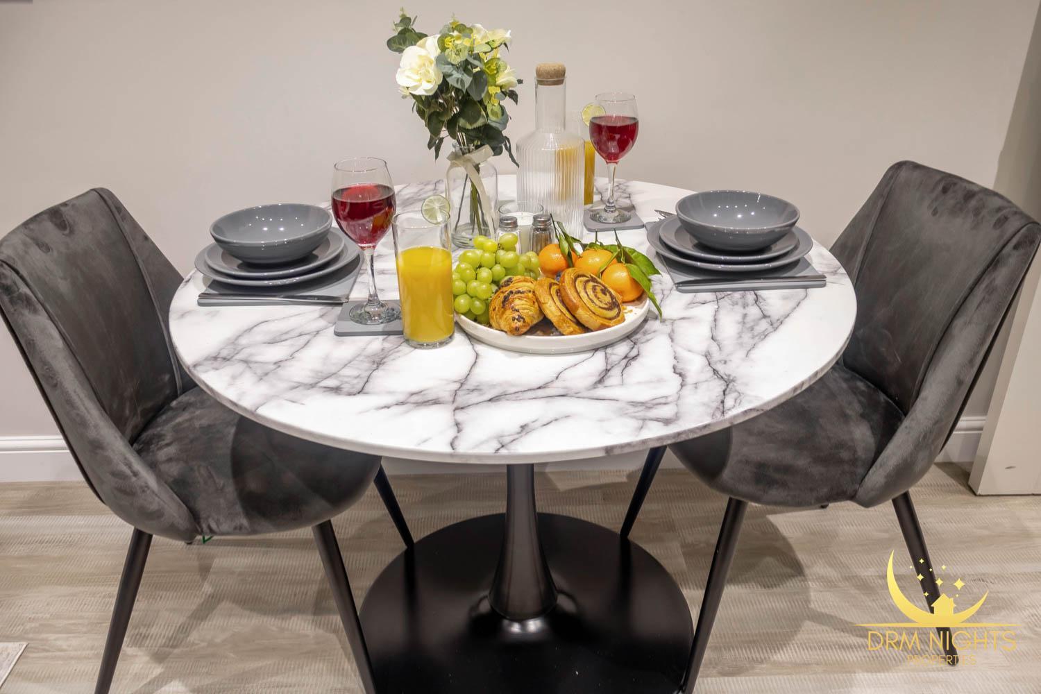 Modern 1-Bedroom Apartment In Leeds City Centre Sleeps 2 Central Station エクステリア 写真