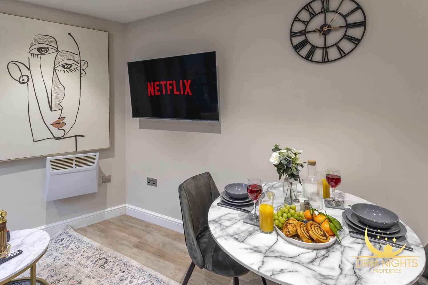 Modern 1-Bedroom Apartment In Leeds City Centre Sleeps 2 Central Station エクステリア 写真