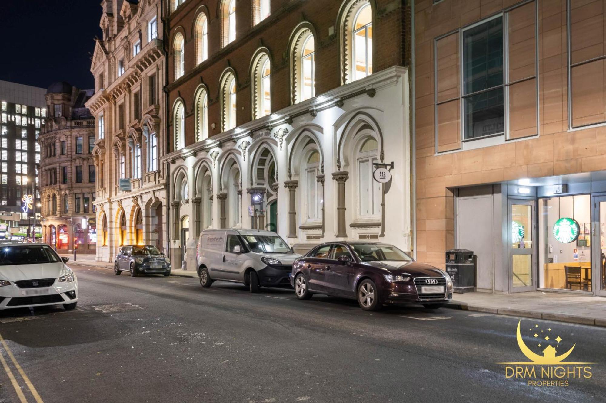 Modern 1-Bedroom Apartment In Leeds City Centre Sleeps 2 Central Station エクステリア 写真